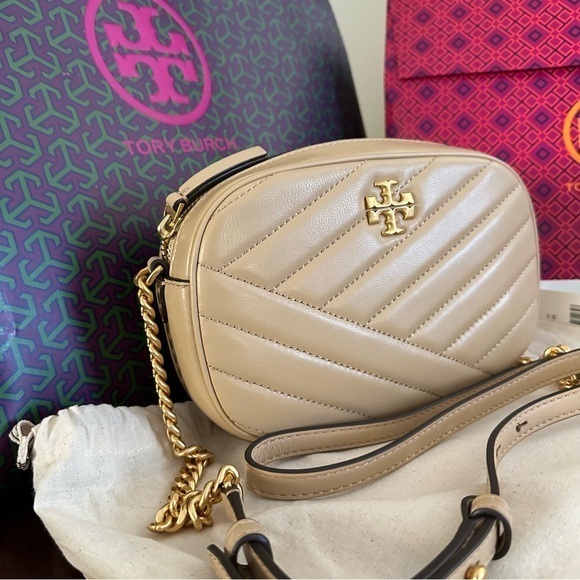 New Tory Burch KIRA CHEVRON CAMERA BAG - Picture 1 of 15